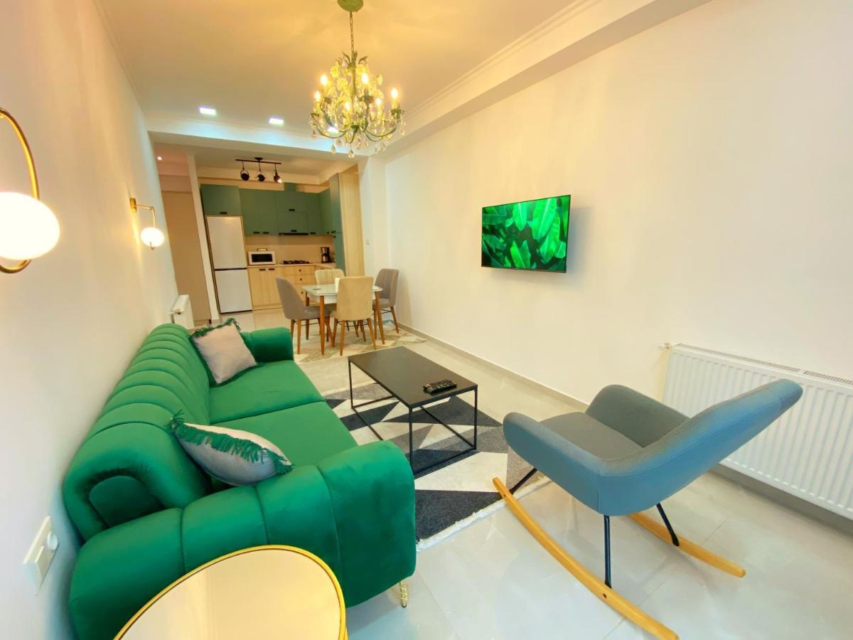 City Heart Luxury Apartment Kutaisi Eksteriør bilde