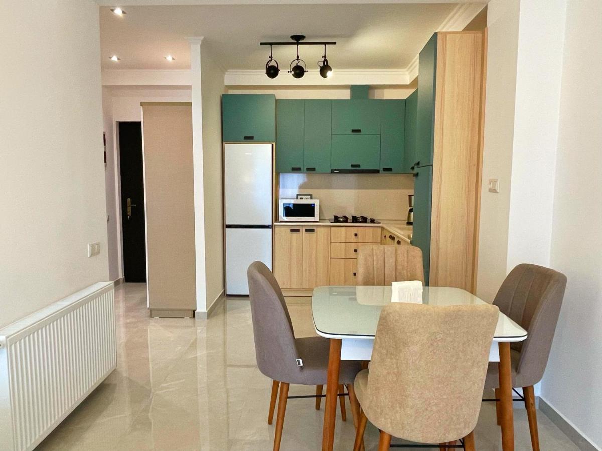 City Heart Luxury Apartment Kutaisi Eksteriør bilde