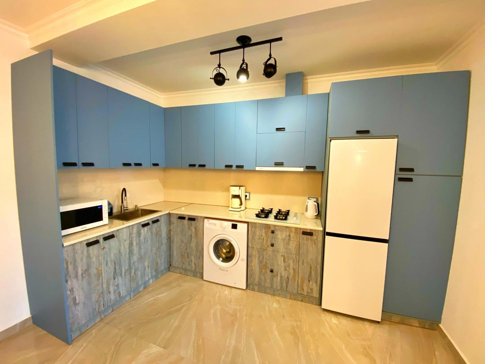 City Heart Luxury Apartment Kutaisi Eksteriør bilde