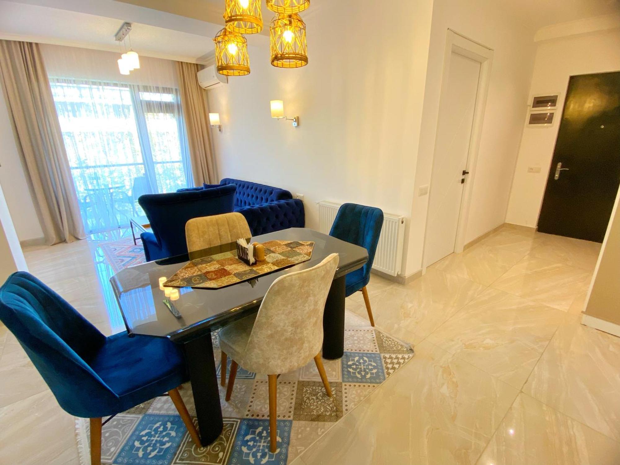 City Heart Luxury Apartment Kutaisi Eksteriør bilde